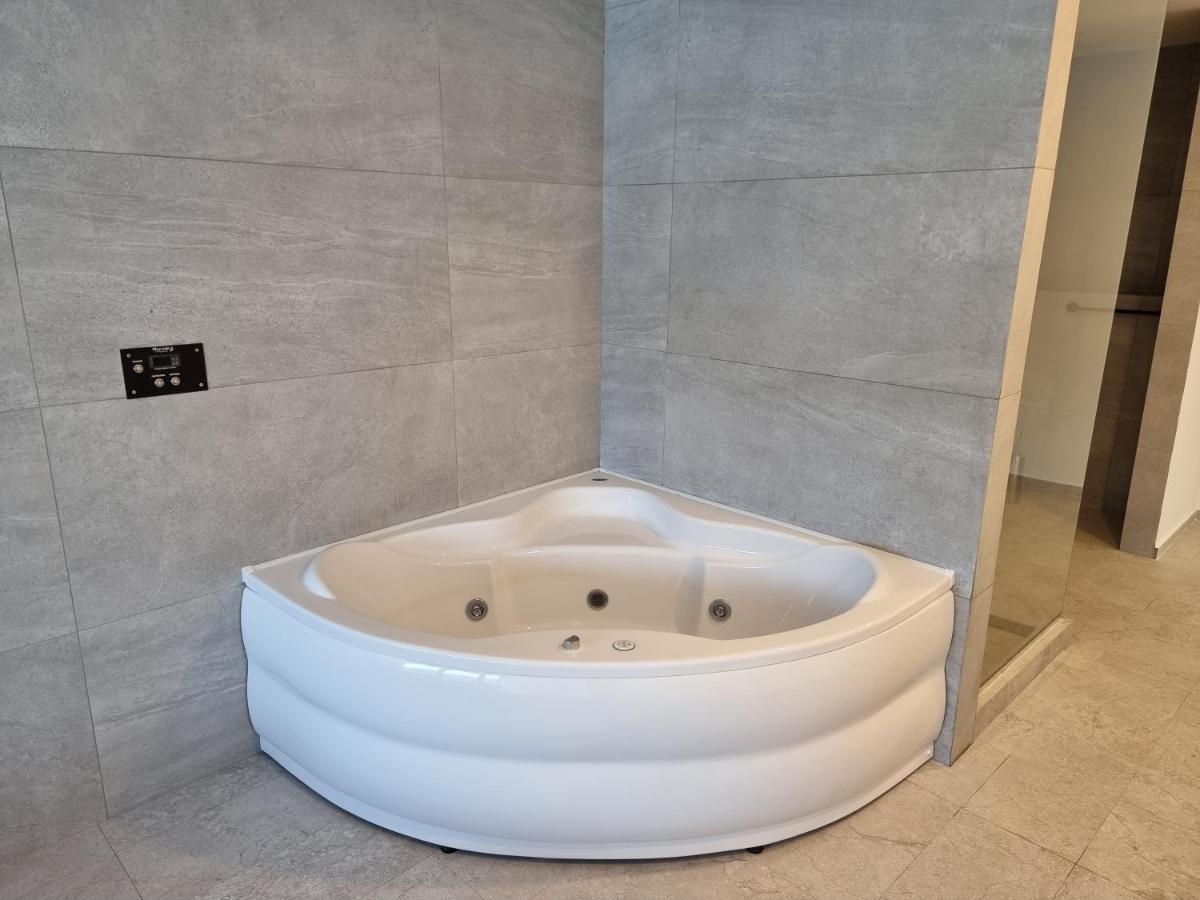 Swan Hotell Belgrad Exteriör bild